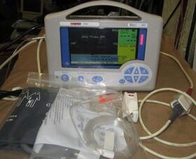 Casmed Cas-750 Cas 750 Monitor Masimo Spo2 Microstream Co2 Etco2 Capnograph Nibp