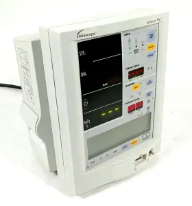0998-uc-0444-31 Datascope Accutorr Plus Monitor With 0997-00-0427 Recorder