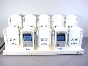 Ms26031 Draeger 2x Drager Infinity M300 Units With Central Charger Tested/warranty