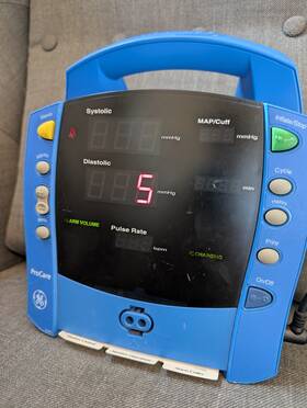 Ge Dinamap Dpc100x Procare 100x Dpc Vital Signs Monitor Blood Pressure Printer