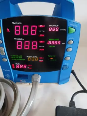 Dpc300c-us Ge Dinamap Patient Monitor Spo2 Heart Rate Blood Pressure With Ps