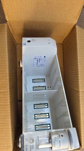 Ge M1115509 Datex Ohmeda Frame F7-01 Ref Module Rack Carescape 7 Slots 2023/2021