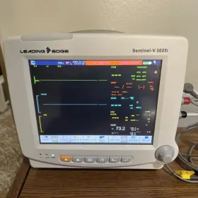 3025i Leading Edge Sentinel-v Veterinary Monitor