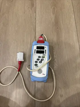 Mav067901 Masimo Rad 5v Handheld Pulse Oximeter With Adult Finger Sensor Mav067901 Masimo Rad 5v Handheld Pulse Oximeter With Adult Finger Sensor
