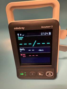Mindray 6102f-pa00035 Accutorr 3 Vital Signs Monitor With Nellcor Spo2 And Nibp -