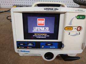 Physio-control Lp20e Physio-control Lifepak 20e Biphasic 3 Lead Ecg Aed Pacing