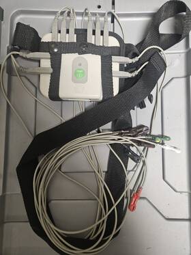 Quinton 31917 Inch Complete Holter Monitor System Ecg/ Network Module And Harness