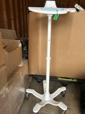 Welch 4900-60 Allyn Mobile Stand 4800-60 / Vital Signs Monitor With Temperature