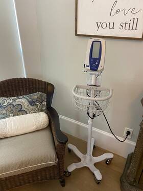 Welch Allyn 42n0b-e1 Welchallyn Spot Vital Signs Monitor - Bp Spo2 Pulse With Rolling Stand