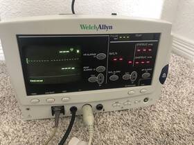 Welch Allyn 62220403 6200 Series Vital Signs Monitor With Accesories Nibp Co2-spo2 Ecg