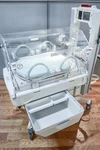 Ohmeda Medical Giraffe Omnibed Incubator 6651-0108-901 Used. Price: $3800.00.